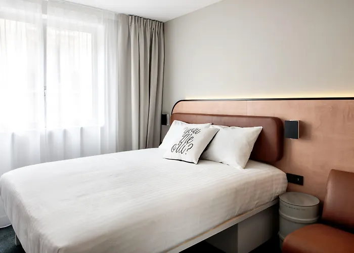 Moxy Bastille Hotel Paris