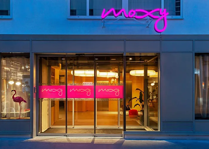 Moxy Bastille 3*