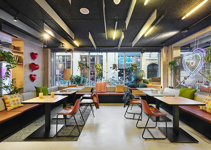 Moxy Bastille Hotel Paris