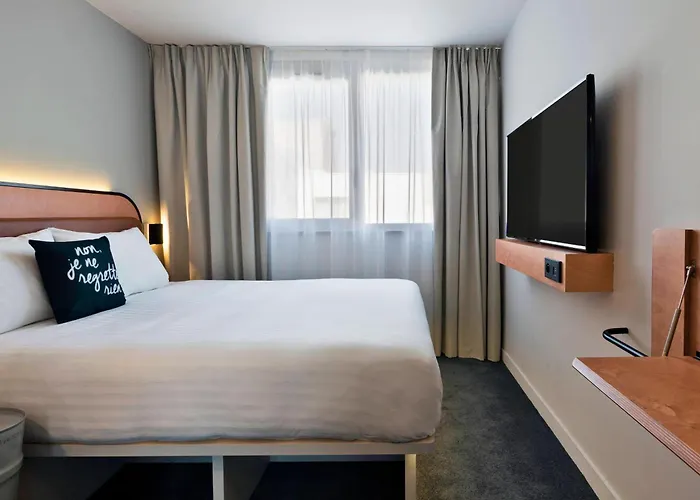 Hotel Moxy Bastille 3*