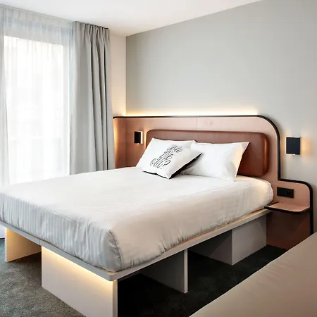 Moxy Bastille 3* Párizs