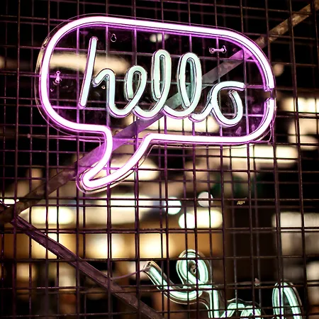 Moxy Bastille Hotel París