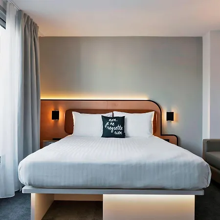 Moxy Bastille Hotel París