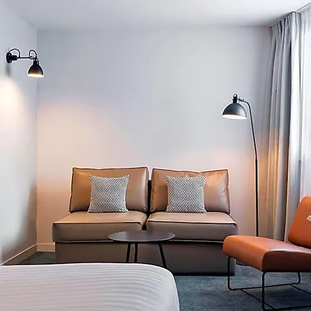 Moxy Bastille 3* Parijs