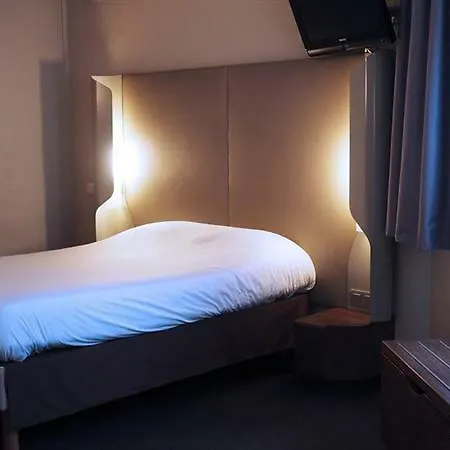 Moxy Bastille