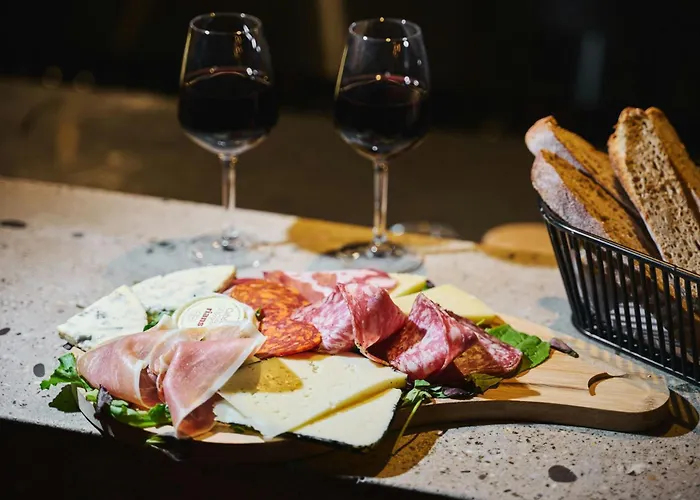 Moxy Bastille 3* パリ