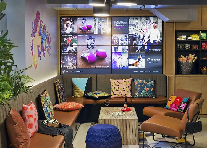 Moxy Bastille