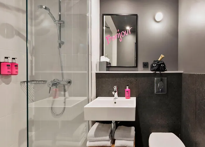 Moxy Bastille