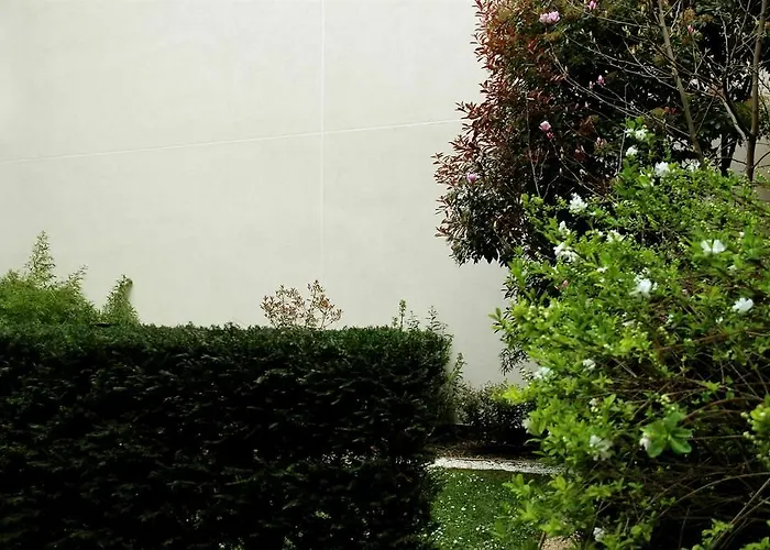 Moxy Bastille ホテル 3*