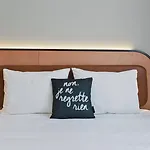 Moxy Bastille מלון פריז