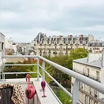 Moxy Bastille מלון 3*