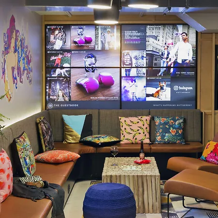 Moxy Bastille